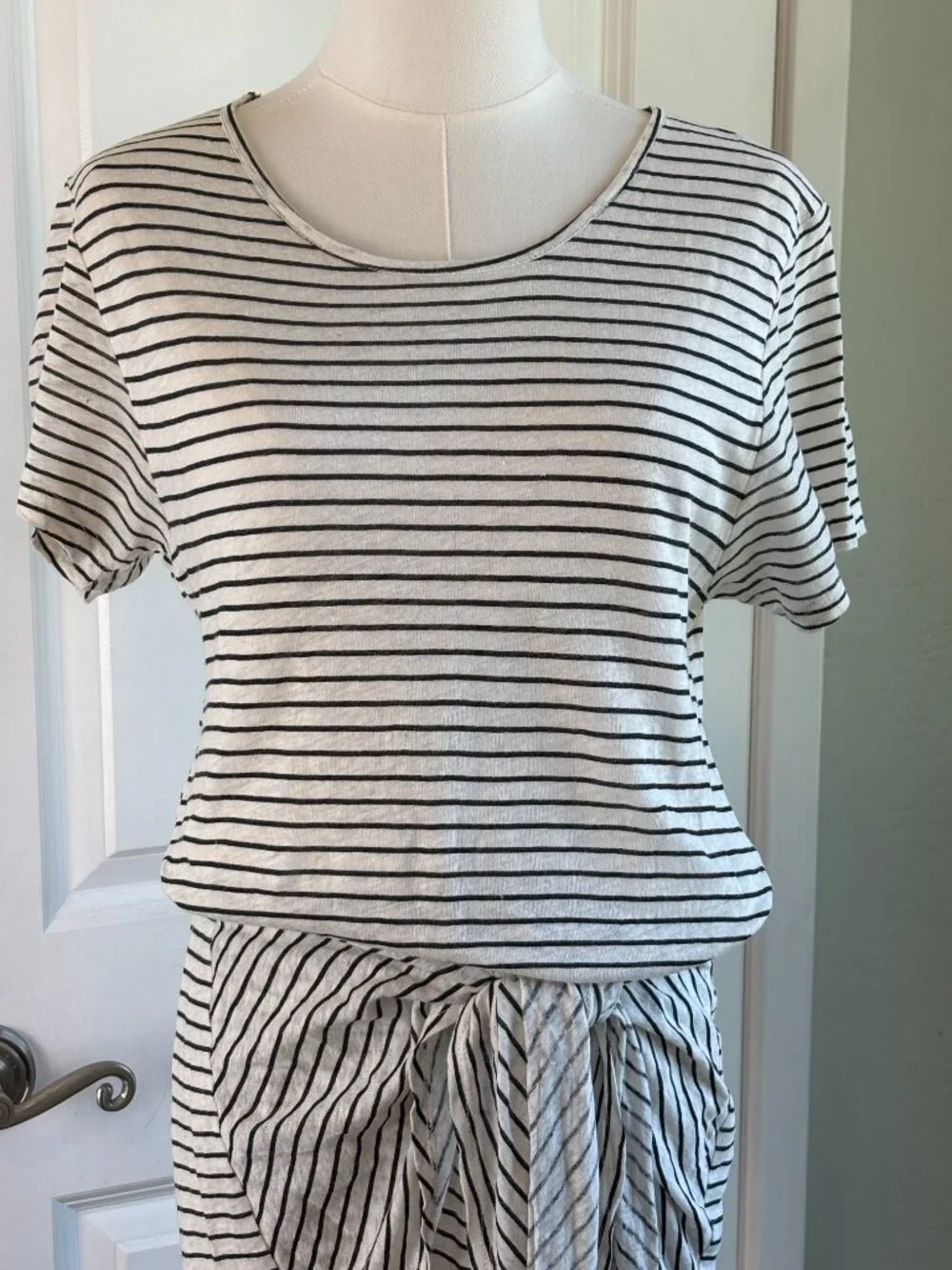 Bundle 2/$30! Dolan Left Coast Linen Stripe Ruched Dress Size Small EUC - Picture 3 of 13